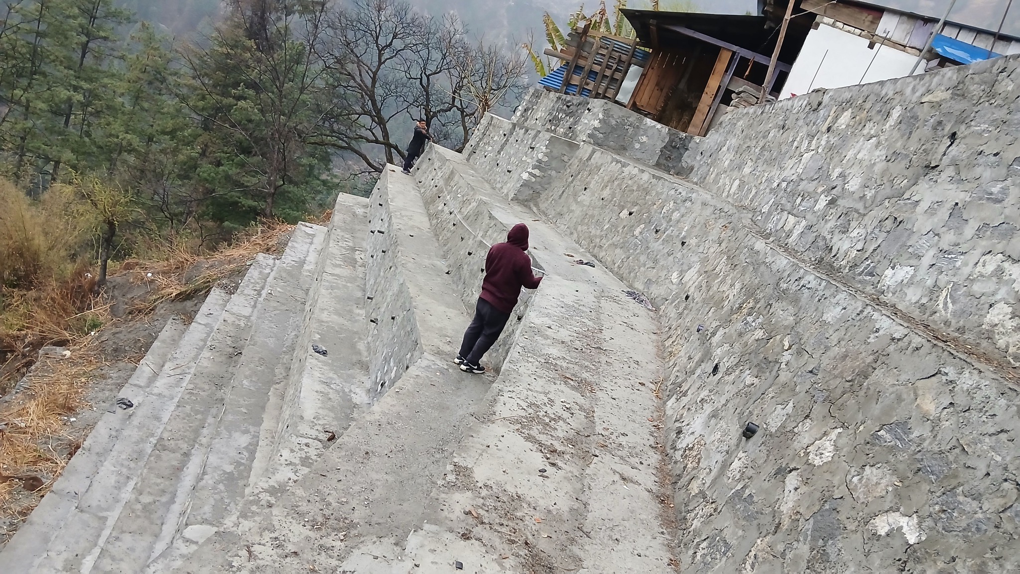 फागुन २० गते, मनाङको नासों ८, ताचैमा रहेको ताचै वस्ती संरक्षण योजनाको कार्य सम्पन्न अनुगमन निरीक्षण तथा नापजाँचको झलक